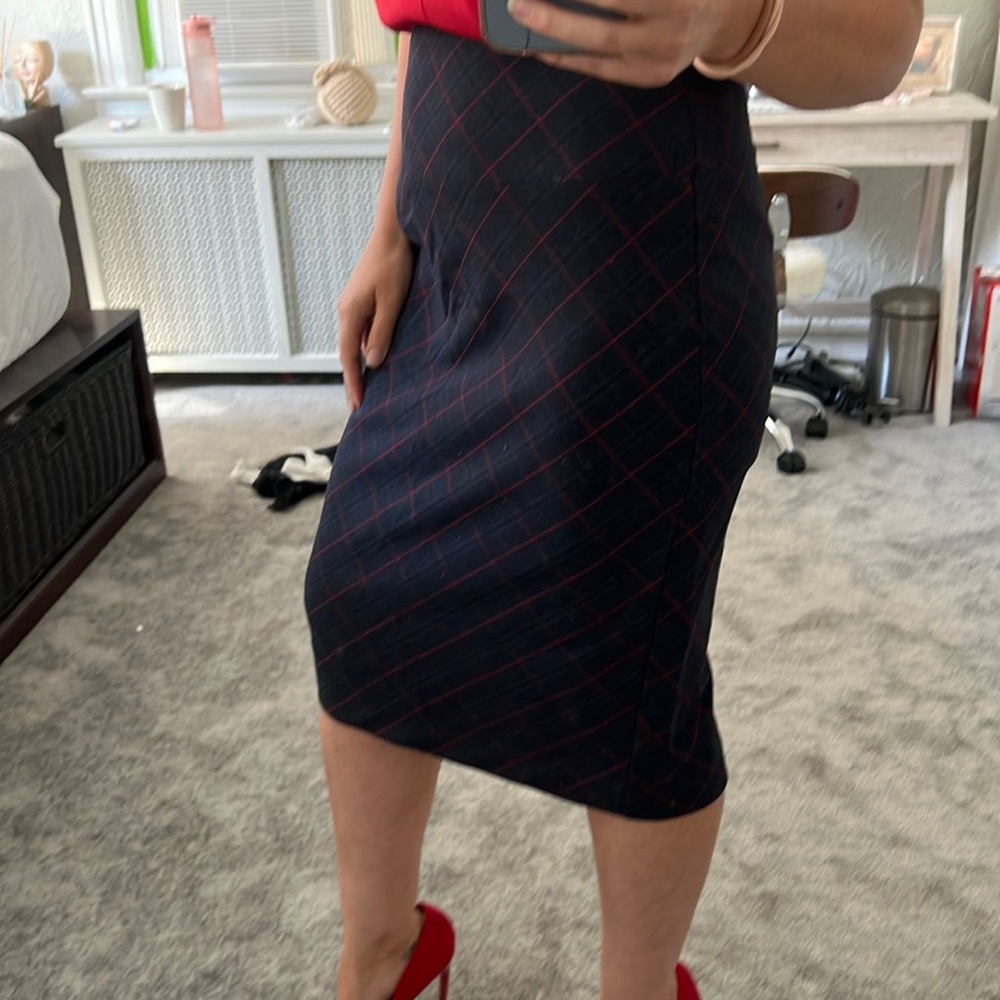 Express purple and red plaid pencil skirt sz 6